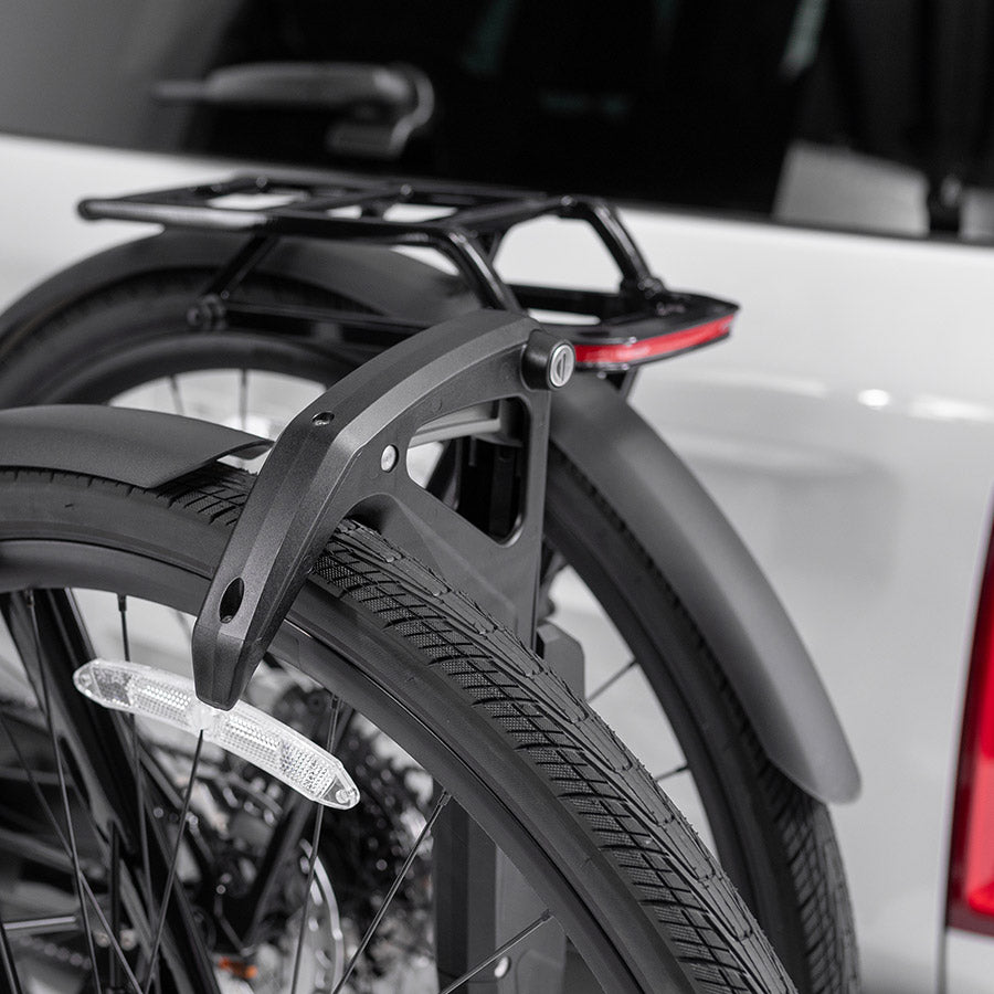 Saris, Superclamp G4 2 Bike, Hitch Mount Rack, 1-1/4'' and 2'', Bikes: 2, Weight: 60 lb