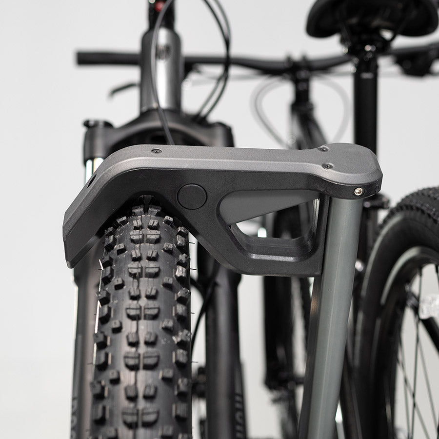 Saris, Superclamp G4 2 Bike, Hitch Mount Rack, 1-1/4'' and 2'', Bikes: 2, Weight: 60 lb