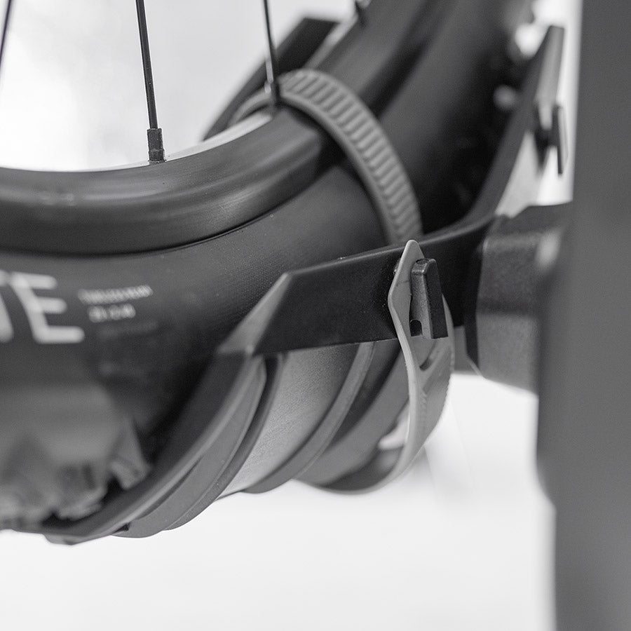 Saris, Freedom 2 Bike, Hitch Mount Rack, 1-1/4'' and 2'', Bikes: 2, Weight: 60 lb